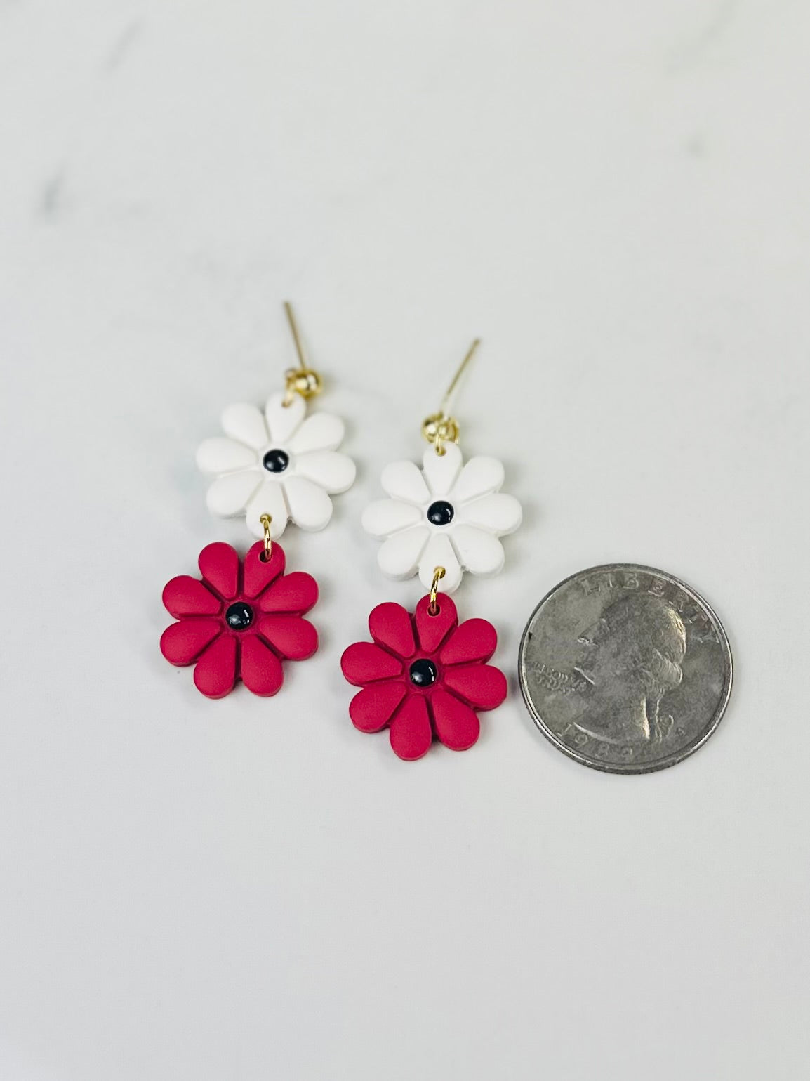 Red & White Daisy Dangle Earrings | Handmade Polymer Clay Flower Earrings